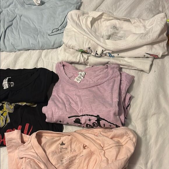 8 Disney Assorted Graphic T-Shirts harkness Grogu Toy Story Princess Cinderella - Picture 9 of 10